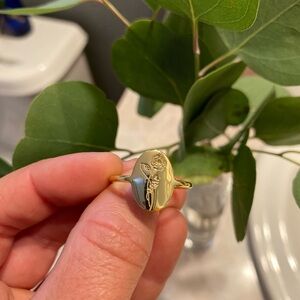 18k Gold Plated Ring w/ Flower